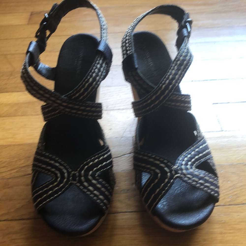 Banana republic wedges - Picture 3 of 6